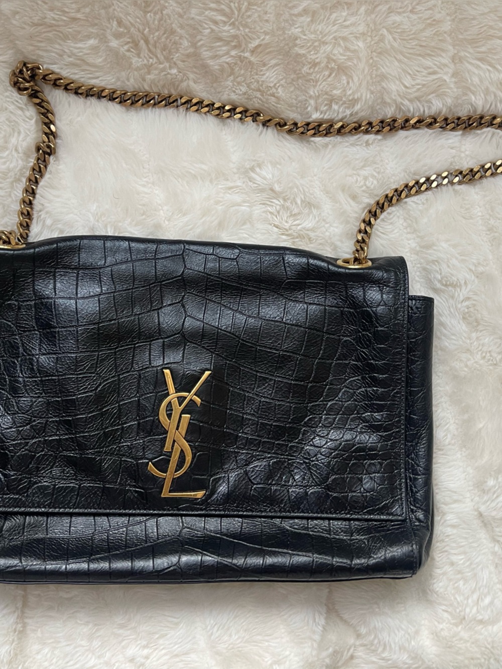 Saint Laurent Black Croc-Embossed Shoulder Bag with Gold Hardware - Picture 2 of 9